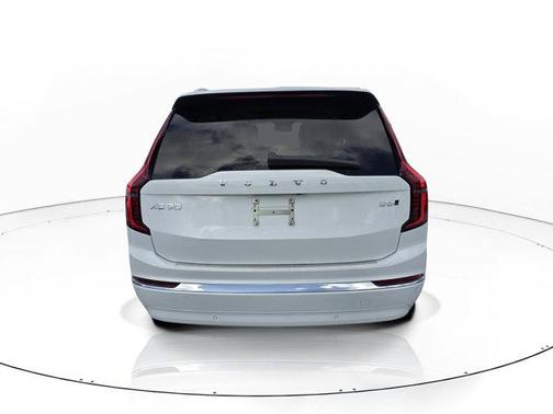 Crystal White Pearl 2026 Volvo XC90 B6 Ultra 7-Seater