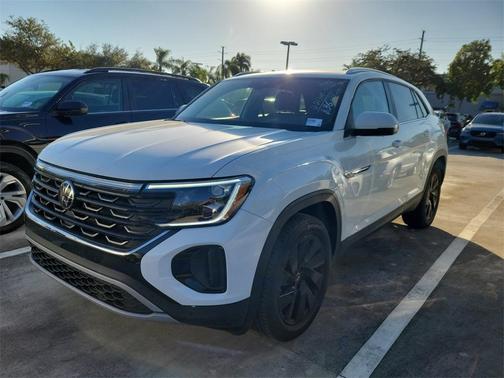 2025 Volkswagen Atlas Cross Sport 2.0T SE w/Technology