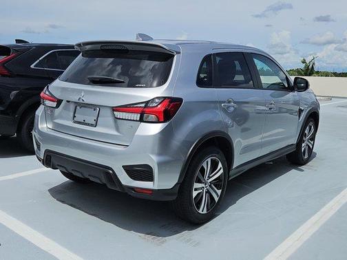 2025 Mitsubishi Outlander Sport 2.0 SE