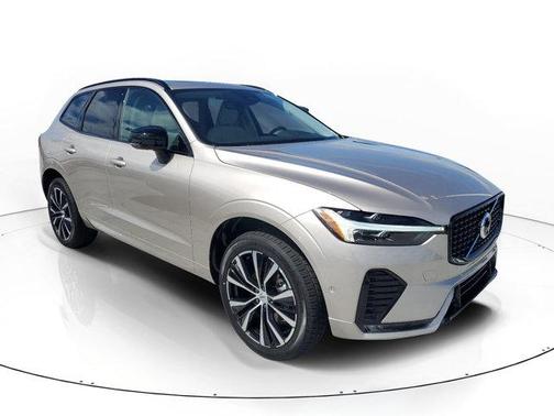 Bright 2025 Volvo XC60 B5 Plus