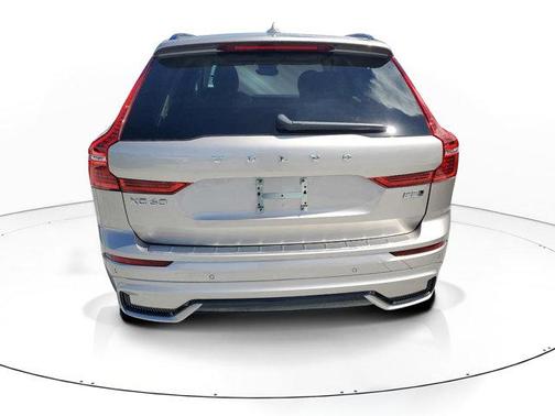Bright 2025 Volvo XC60 B5 Plus
