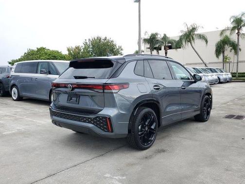 2025 Volkswagen Tiguan 2.0T SE R-Line Black