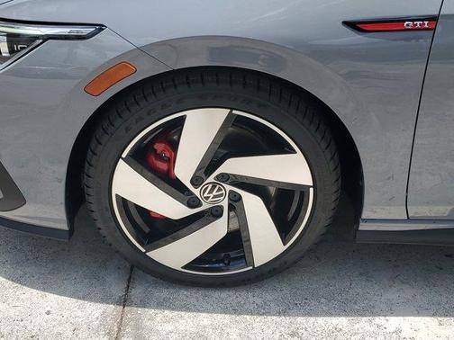 2024 Volkswagen Golf GTI 2.0T S