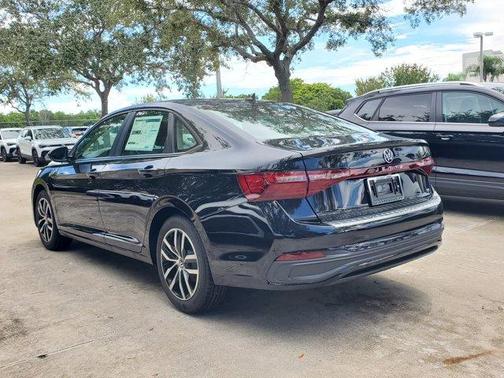 2026 Volkswagen Jetta 1.8T SE