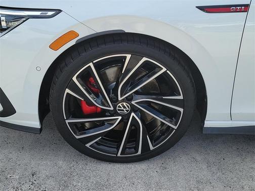 2024 Volkswagen Golf GTI 2.0T Autobahn