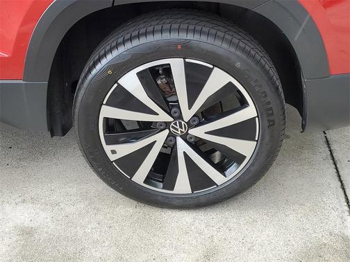 2022 Volkswagen Taos 1.5T SE