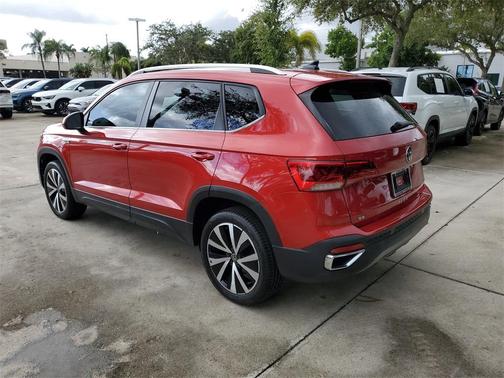 2022 Volkswagen Taos 1.5T SE