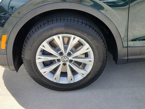 2018 Volkswagen Tiguan 2.0T SE