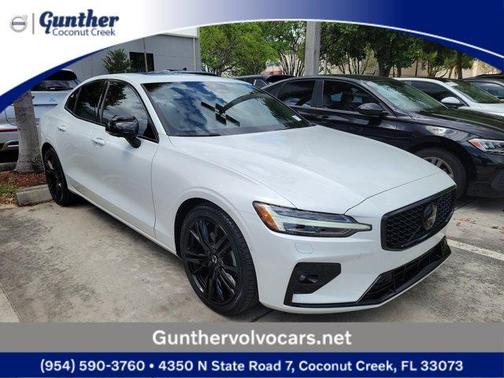 2024 Volvo S60 B5 Plus Black Edition