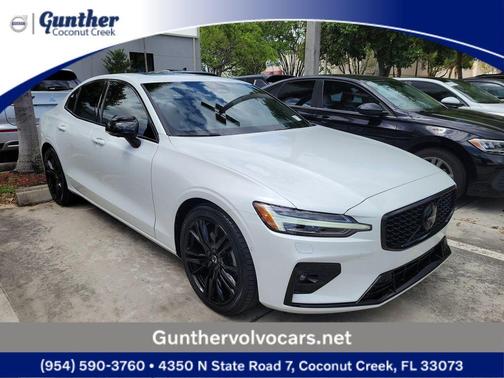 2024 Volvo S60 B5 Plus Black Edition