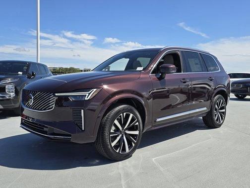 2026 Volvo XC90 CORE