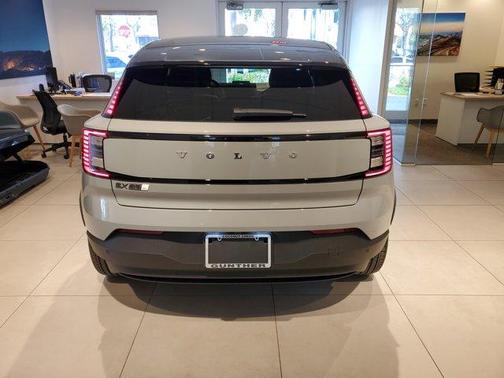 2025 Volvo EX30 Twin Motor Plus