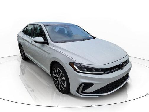 Opal White Pearl 2026 Volkswagen Jetta 1.5T SE