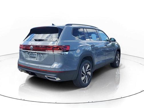 Pure Gray 2026 Volkswagen Atlas 2.0T SE W/TECHNOLOGY