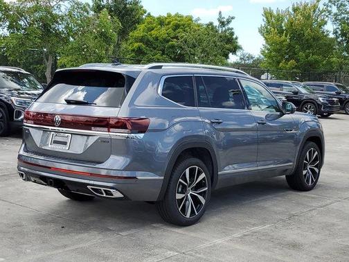 2025 Volkswagen Atlas 2.0T SEL Premium R-Line