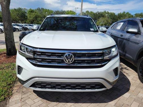 2022 Volkswagen Atlas 2.0T SE w/Technology