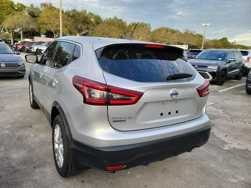 2020 Nissan Rogue Sport S