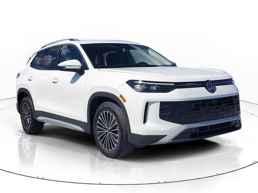 Pure White 2026 Volkswagen Tiguan 2.0T S