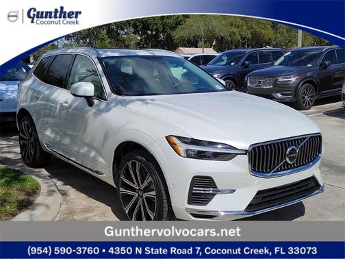 2023 Volvo XC60 Recharge Plug-In Hybrid T8 Ultimate Bright Theme