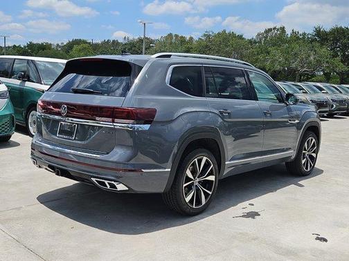 2025 Volkswagen Atlas 2.0T SEL Premium R-Line