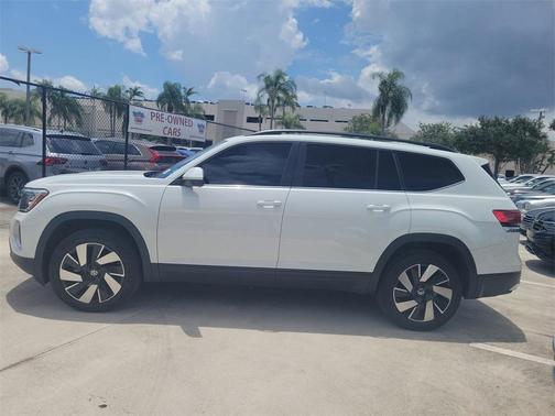 2024 Volkswagen Atlas 2.0T SE w/Technology