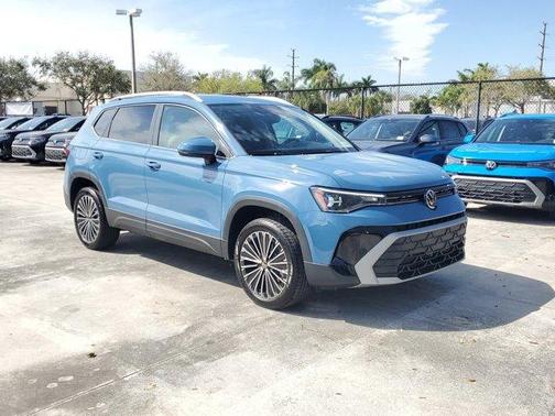 2025 Volkswagen Taos 1.5T SE