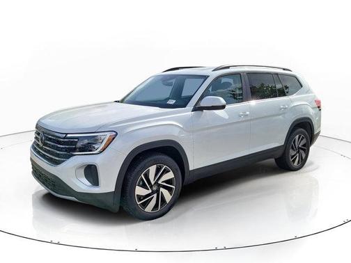 Opal White Pearl 2026 Volkswagen Atlas 2.0T SE W/TECHNOLOGY
