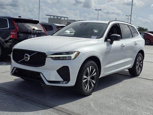 2025 Volvo XC60 B5 Core
