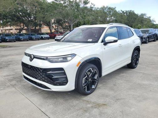 2025 Volkswagen Tiguan 2.0T SEL R-Line