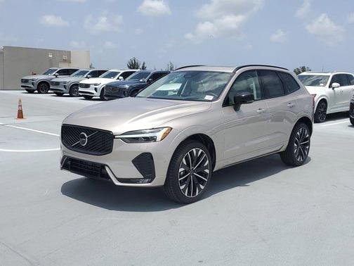 2026 Volvo XC60 ULTRA