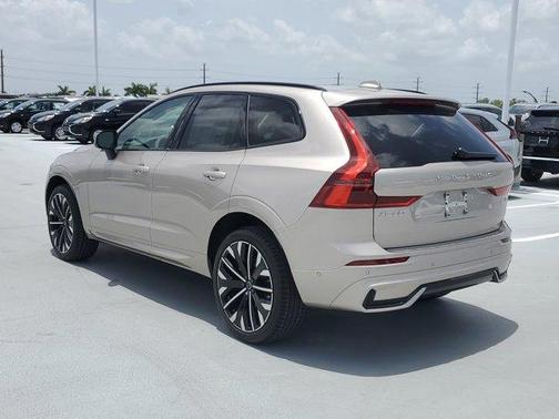 2026 Volvo XC60 ULTRA
