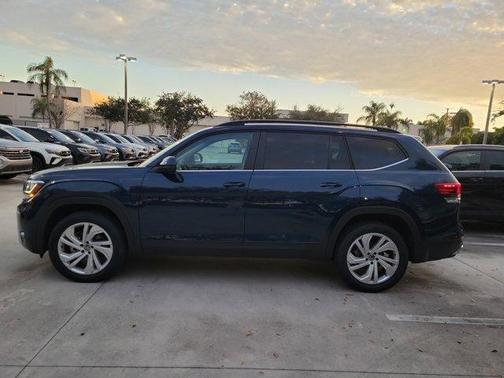 2023 Volkswagen Atlas 3.6L SE w/Technology