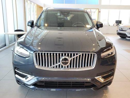 2025 Volvo XC90 B6 Ultra