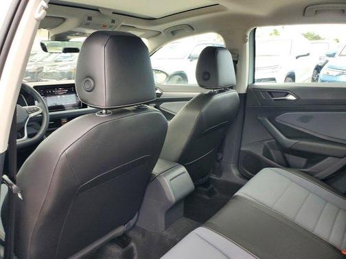 2026 Volkswagen Jetta 1.8T SE