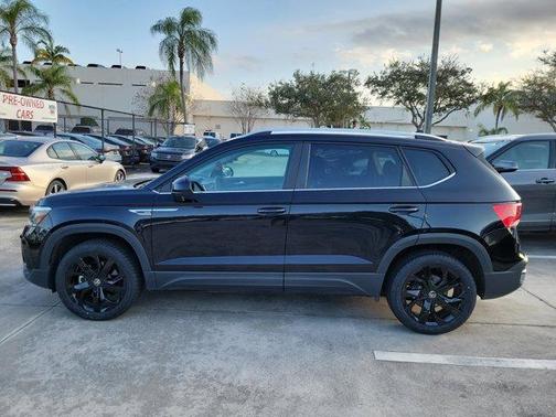 2022 Volkswagen Taos 1.5T SE