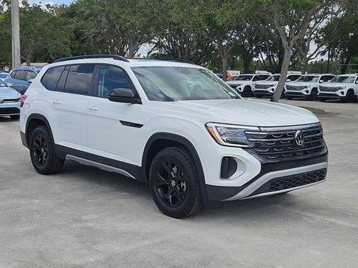 2025 Volkswagen Atlas 2.0T Peak Edition