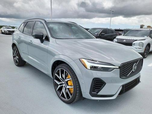 2026 Volvo XC60 Plug-In Hybrid T8 Polestar Engineered