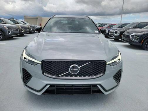 2026 Volvo XC60 Plug-In Hybrid T8 Polestar Engineered