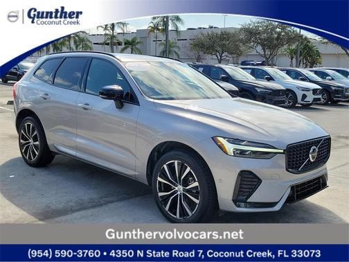 2024 Volvo XC60 B5 Plus Dark Theme