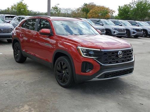 2025 Volkswagen Atlas Cross Sport 2.0T SE w/Technology