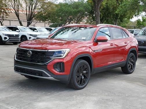 2025 Volkswagen Atlas Cross Sport 2.0T SE w/Technology