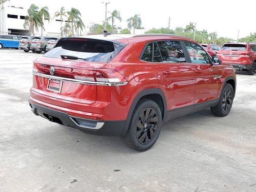 2025 Volkswagen Atlas Cross Sport 2.0T SE w/Technology