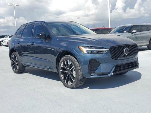 2026 Volvo XC60 B5 Ultra