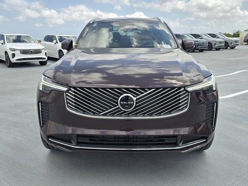 2025 Volvo XC90 B6 Ultra