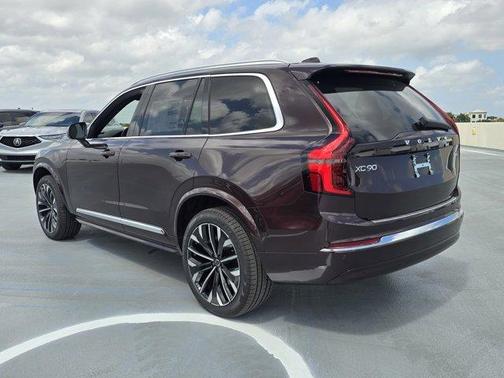 2025 Volvo XC90 B6 Ultra