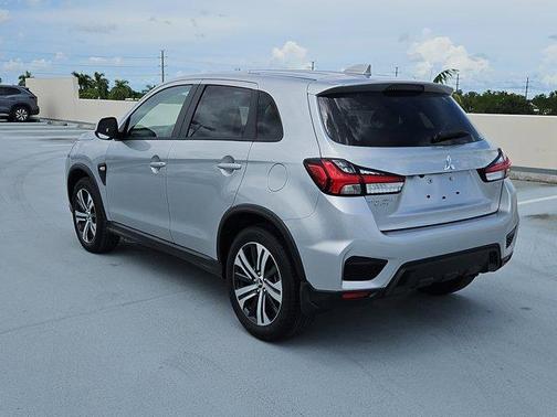 2025 Mitsubishi Outlander Sport 2.0 ES