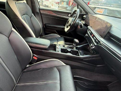 Wolf Gray 2025 Kia K5 GT-Line