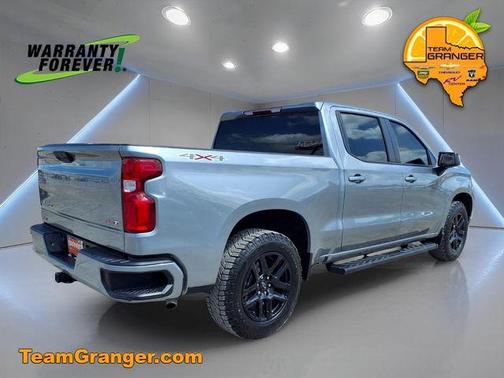 Sterling Gray Metallic 2025 Chevrolet Silverado 1500 RST