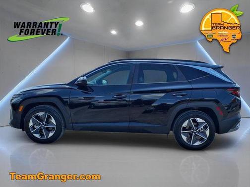 Phantom Black 2026 Hyundai TUCSON SEL