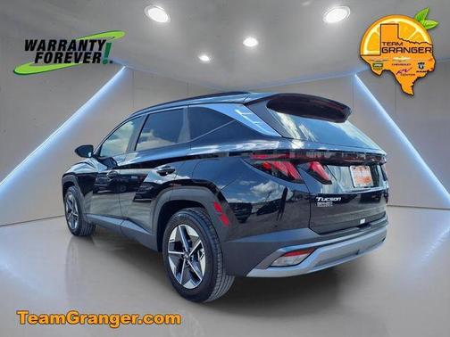 Phantom Black 2026 Hyundai TUCSON SEL